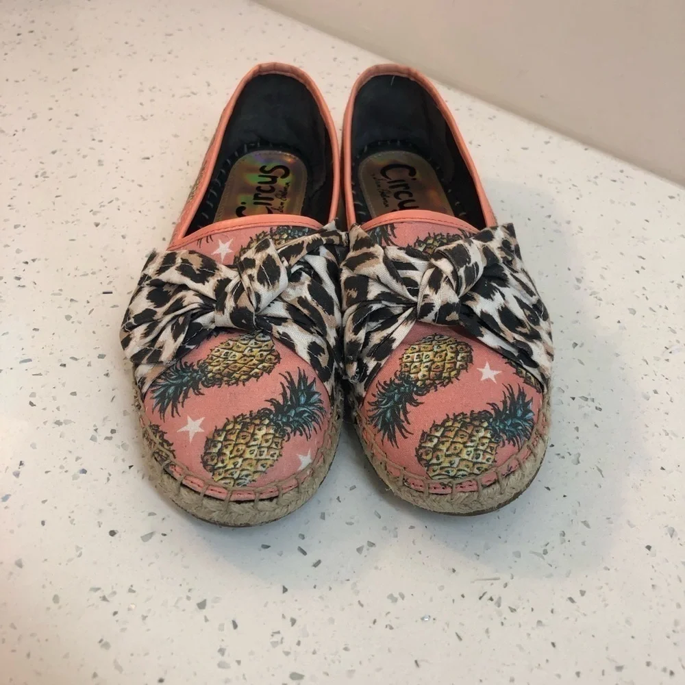 Circus by Sam Edelman pineapple espadrilles size 7.5